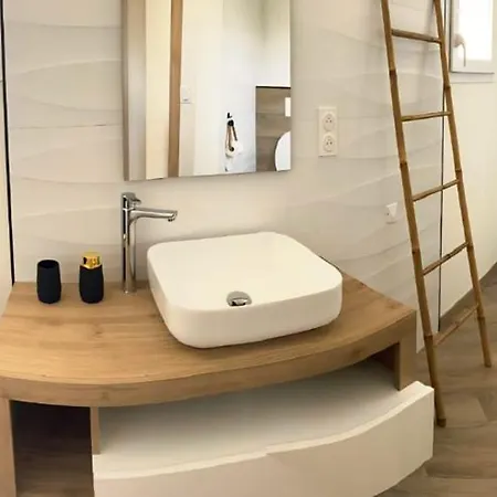 Villa Independant Avec Piscine Privee