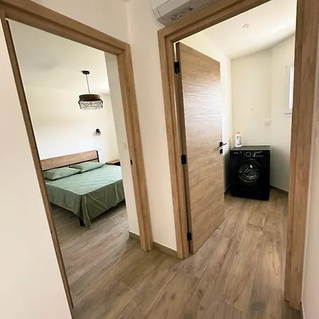 Indépendant Avec Piscine Privée *