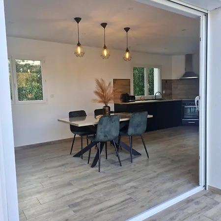 Villa Independant Avec Piscine Privee