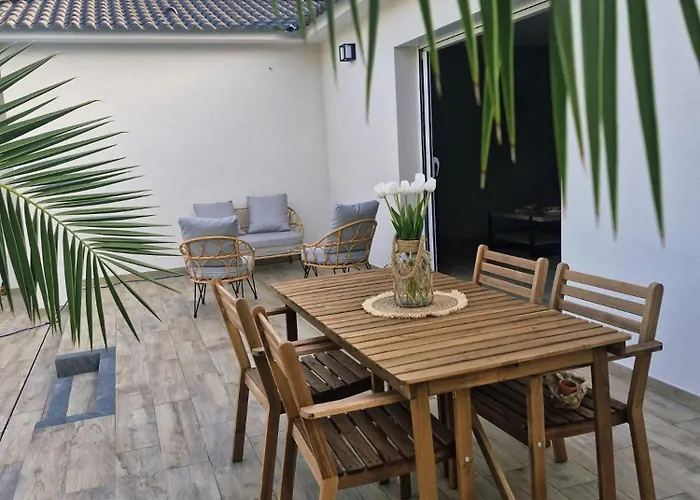 Indépendant Avec Piscine Privée Penta di Casinca