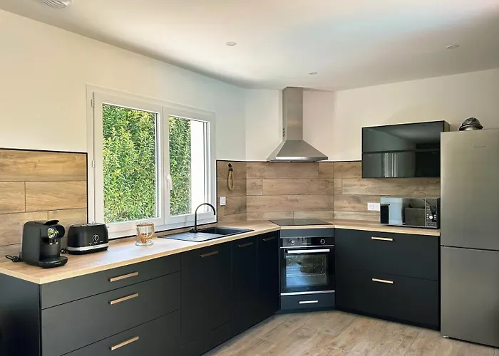 Independant Avec Piscine Privee