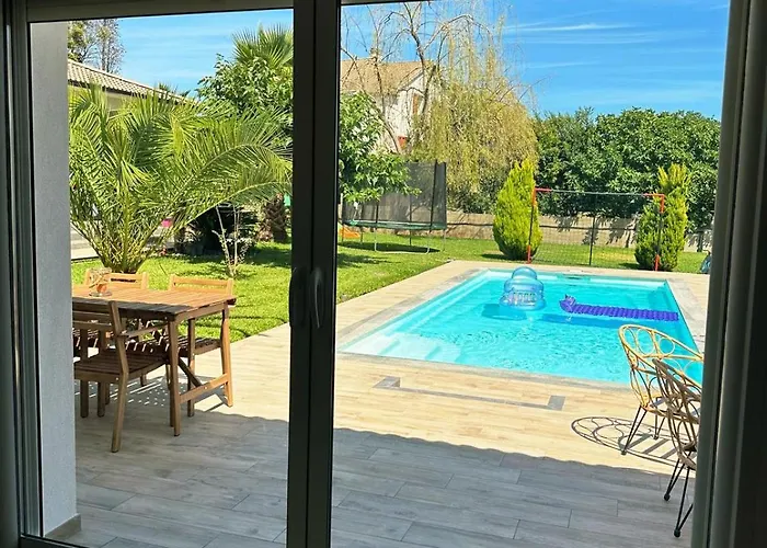 Villa Indépendant Avec Piscine Privée